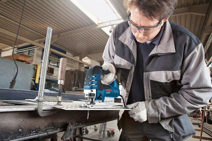 Produktbild Bosch Professional Stichsäge GST 150 BCE, im Handwerkerkoffer