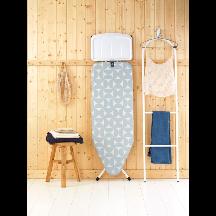 Productafbeelding Brabantia Strijkplank met stoomstationbakje Fresh Breeze 124 x 45 cm (124 x 45 cm)