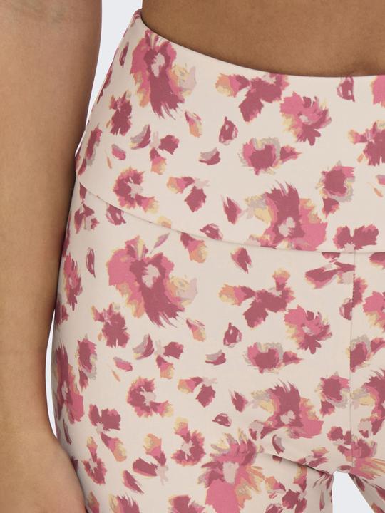 Image du produit Only Play ONPRONDA-1 Hohe Taille Enger Schnitt Shorts Shorts (XS)