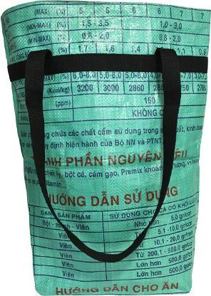 Image du produit Bekos Upcycling - Grand sac à provisions en sacs de nourriture pour poissons recyclés vert