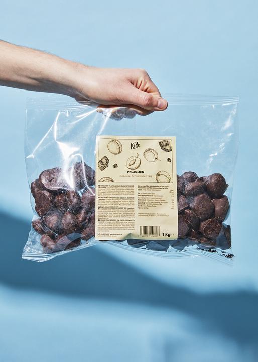 Produktbild KoRo Getrocknete Pflaumen umhüllt von Zartbitterkuvertüre (1000 g)