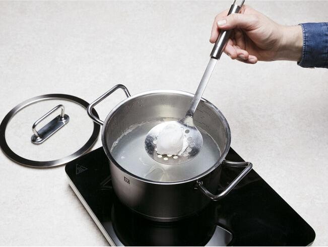 Actual product image Zwilling Per slotted spoon round (CNY 20)