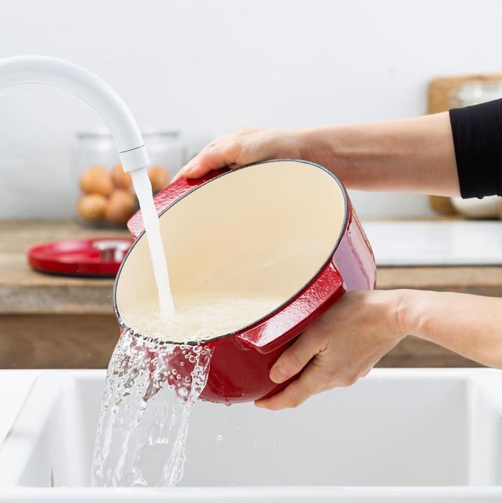 Actual product image KitchenAid braadpan 26cm - gemailleerd gietijzer - keizer rood - rond (26 cm, Casserole + Stewpot, Cast iron)