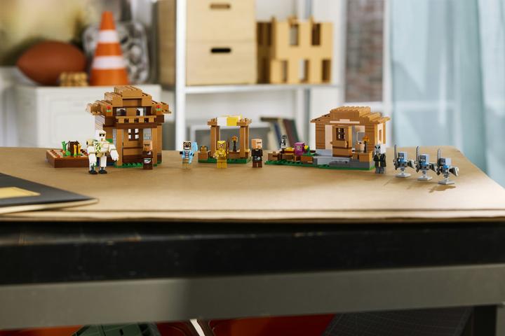 Produktbild LEGO Angriff des Magiers auf das Dorf (21596, LEGO Minecraft)