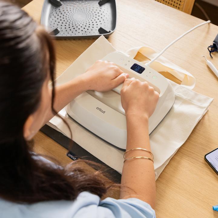 Actual product image Cricut EasyPress SE (22.8 x 22.8 cm)