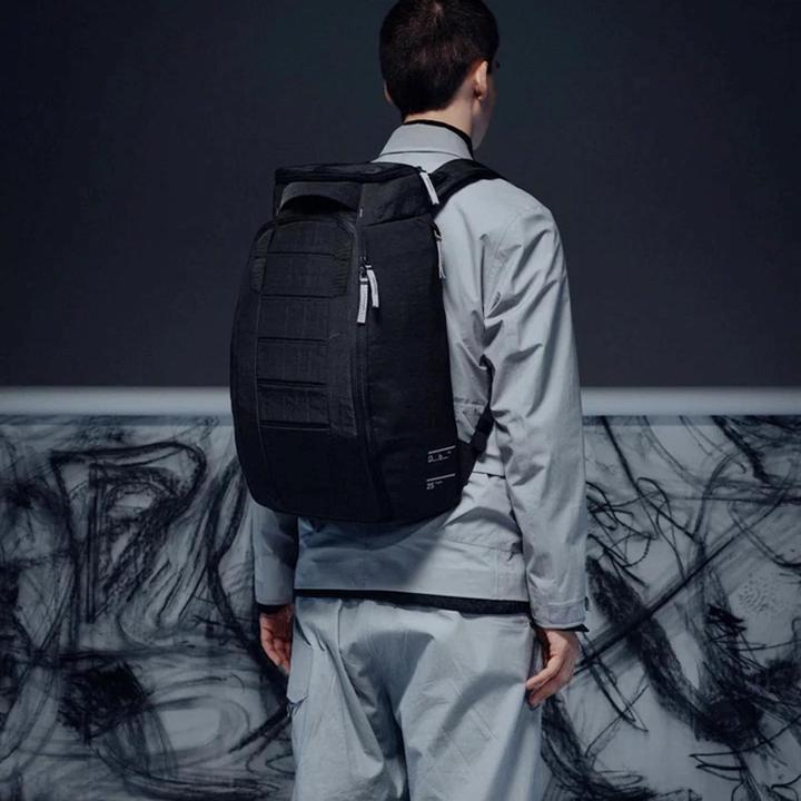 Immagine prodotto DB Sports Hugger Backpack 25L, gray (25 l)