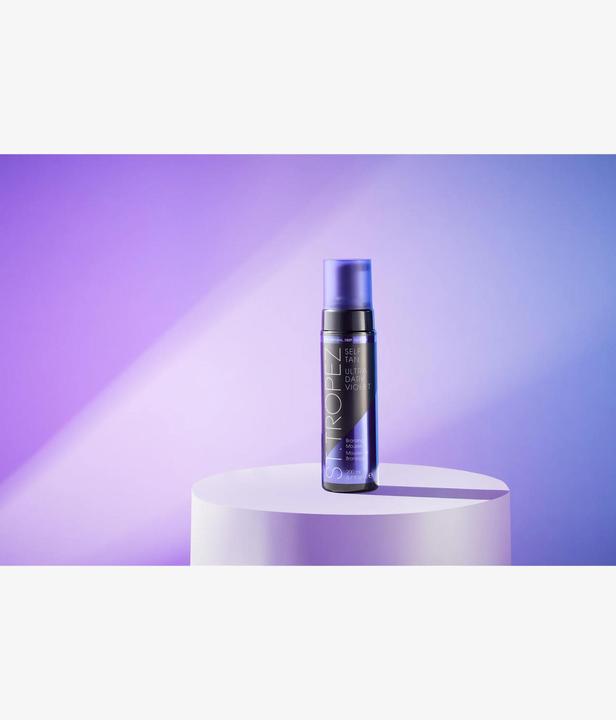 Actual product image St. Tropez Self Tan Ultra Dark Violet Bronzing Mousse (Self tanning foam, 200 ml)