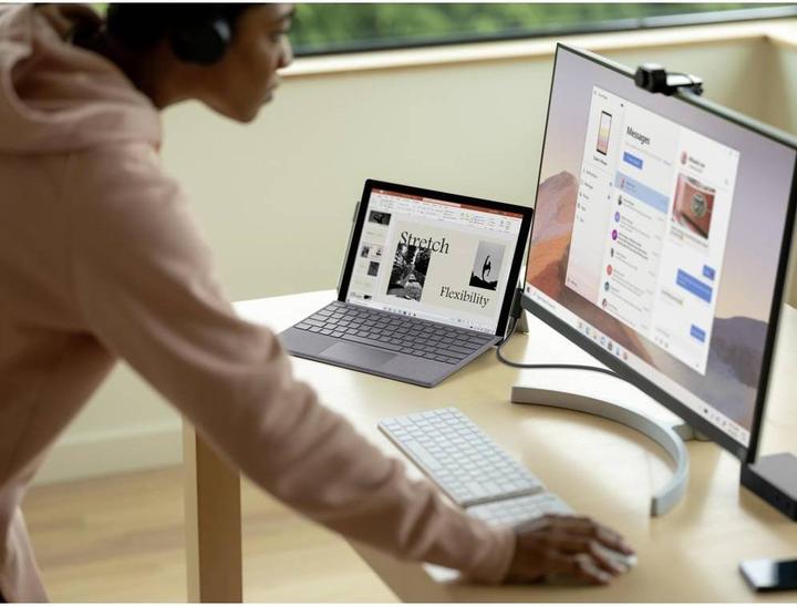 Produktbild Microsoft Modern Webcam (2 Mpx)
