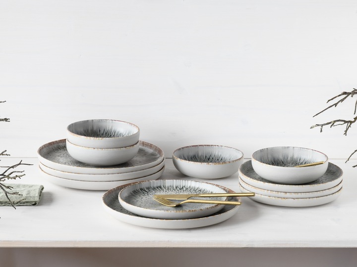 Actual product image CreaTable Uno (12 Piece)