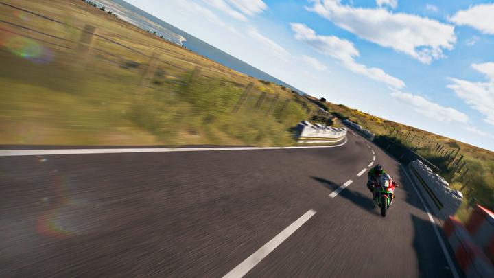Produktbild Maximum Games TT Isle of Man: Ride On The Edge (Switch, Switch Lite, Switch OLED, DE)