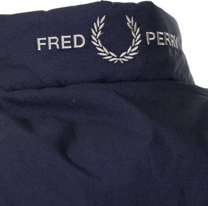 Produktbild Fred Perry Weste Isoliert (XS)