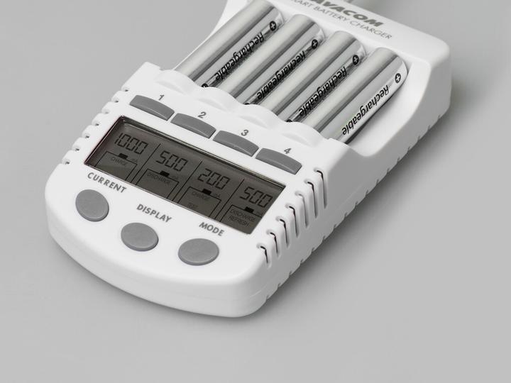 Produktbild Avacom JVL-505 Ladegerät (NASP-4AW-LCD) (1 Stk., AA, AAA, Ladegerät ohne Akku)