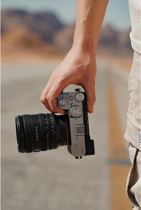 Actual product image Sony FE 24-50mm f/2.8 G (Sony E, full size)