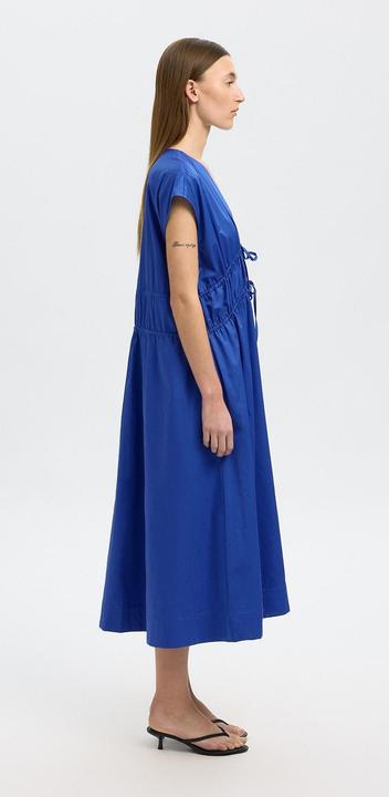 Produktbild Selected Femme Vorn gebundenes Midikleid (40)
