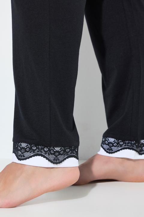 Image du produit Ulla Popken Pyjama à manches courtes, col rond et poches, ourlet en dentelle (50, 52)