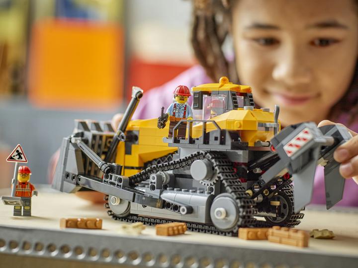 Actual product image LEGO Gelber Bulldozer mit Frontlader (60466)