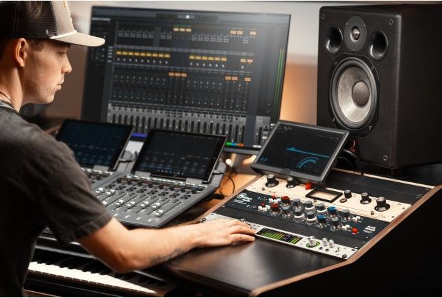 Image du produit Apollo x8 Gen2 Essentials+ (Thunderbolt)