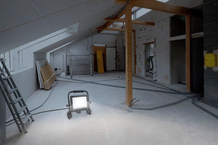 Produktbild Ansmann Arbeitsstrahler FL100W-AC kabelgebunden 150W (18000 lm)