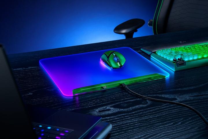 Actual product image Razer Firefly V2 Pro - Phantom Green Ed. (M)
