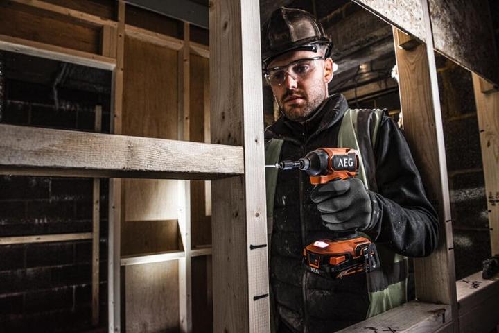 Actual product image AEG Impact wrench BSS18SBL2-0