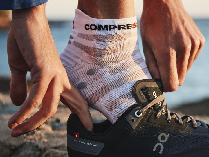 Immagine prodotto Compressport Pro Racing Socks v4.0 Ultralight Run Low (45 - 48)