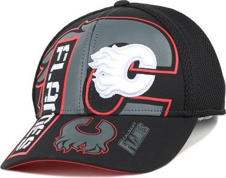 Actual product image Reebok Adjustable Cool N Dry cap (Vancouver)