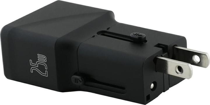 Actual product image Tumi Power Charger Travel Adapter 25W USB-C / USB-A black