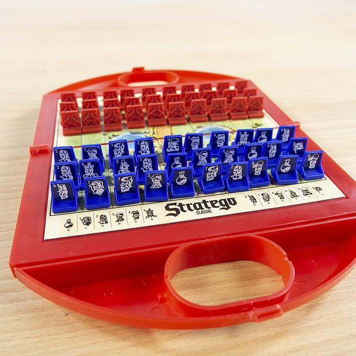 Actual product image Jumbo Stratego Travel (German, French, Italian)