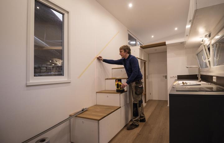 Actual product image Stabila Multiline laser LA 180 L