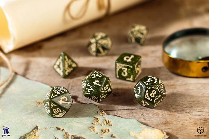 Actual product image Q Workshop Pathfinder Dice Set Strange Arcadia (7)