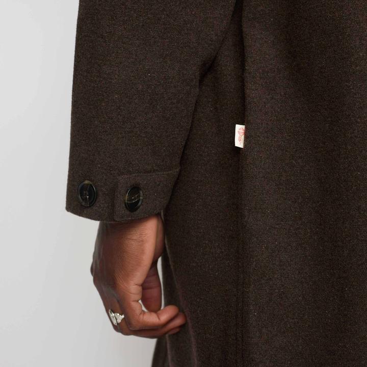 Actual product image Revolution Mac (M)