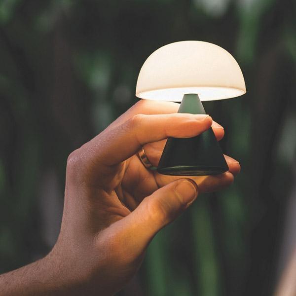 Produktbild Lexon Mina Mini Lampa LED ciemnozielony/dark green LH60DG1
