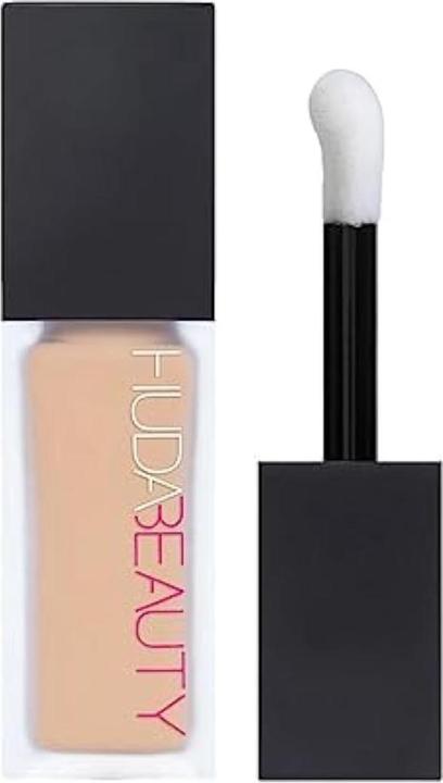 Huda Beauty FauxFilter Luminous Matte Concealer