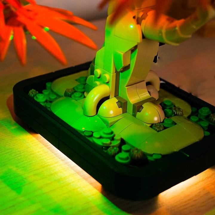 Actual product image BrickBling LED Licht Set für LEGO Japanischer Roter Ahorn - Bonsai-Baum (10348)