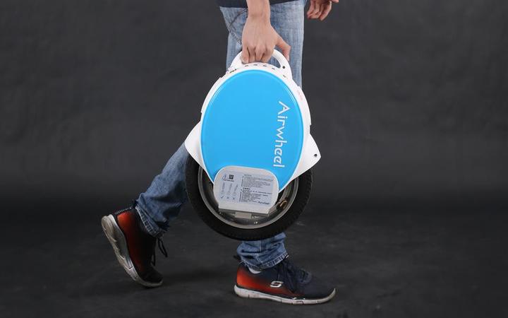 Produktbild Airwheel Q5 (18 km/h, 50 km)