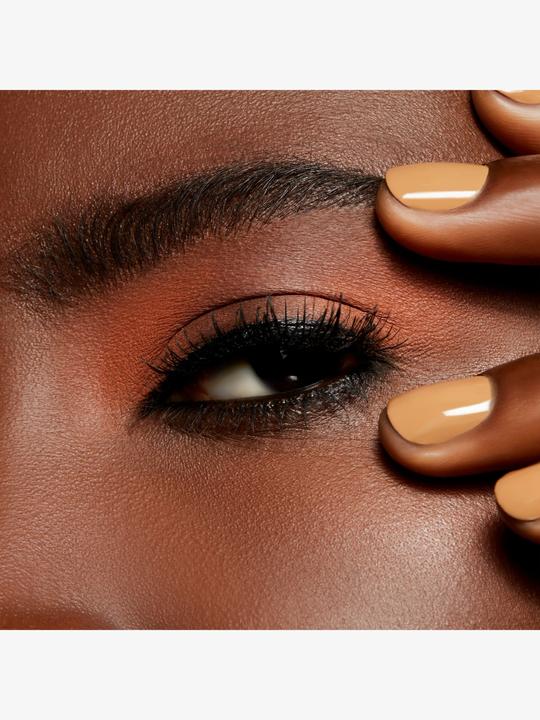 Produktbild MAC Cosmetics Powder Kiss Soft Matte Eye Shadow (What Clout!)