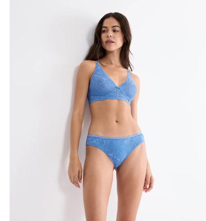 Produktbild Triumph Brasilslip Red Label Amourette Charm (38, 40, Einzelpack)