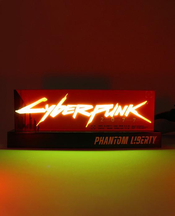 Actual product image Neamedia Cyberpunk Edgerunner LED-Light Phantom Edition 22 cm