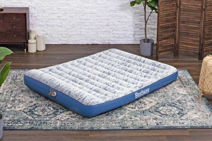 Produktbild Bestway Fashion Flock Luftmadras med indbygget AC Pumpe 203 x 152 x 30cm (152 x 203 cm)