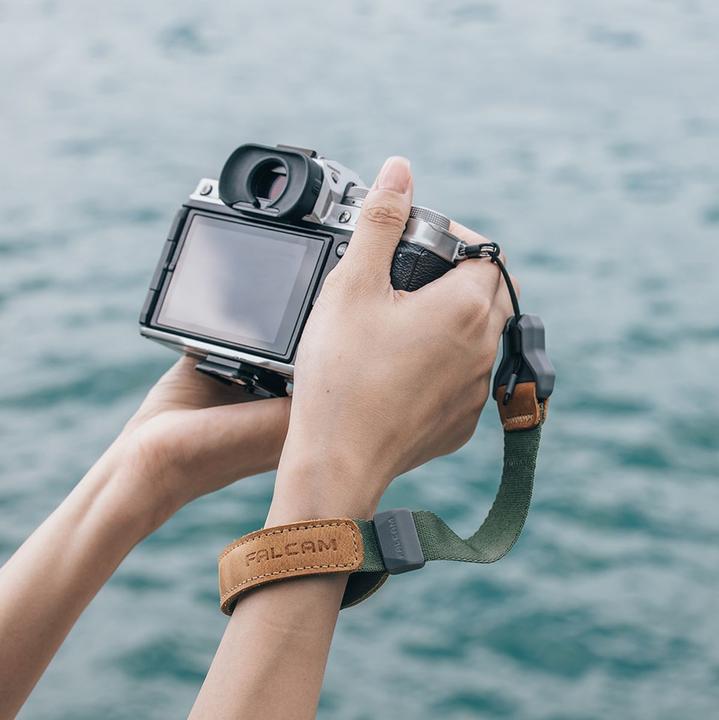 Produktbild Falcam Maglink Quick Magnetic Buckle Wrist Strap (Green) M00A3801G (Handschlaufe)