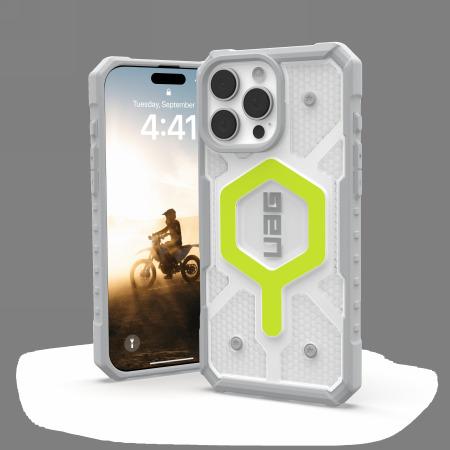 Actual product image UAG Pathfinder Clear Magsafe (Apple iPhone 16 Pro Max)