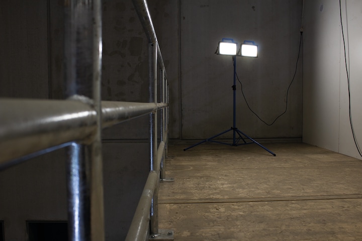Actual product image As - Schwabe 360° LED spotlight with tripod (6.50 lm)
