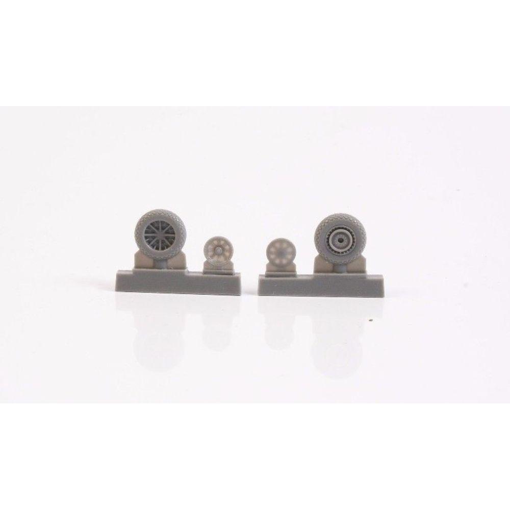CMK SB2C Helldiver Hoofdwielen Set