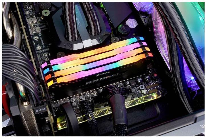 Actual product image Corsair Vengeance RGB Pro (4 x 16GB, 3200 MHz, DDR4-RAM, DIMM)