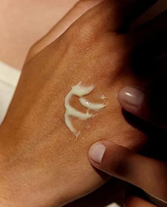 Actual product image NIVEA Night exfoliating skin peeling Derma Skin Clear (Night Exfoliator) 40 ml (Cleansing scrub, 40 ml)