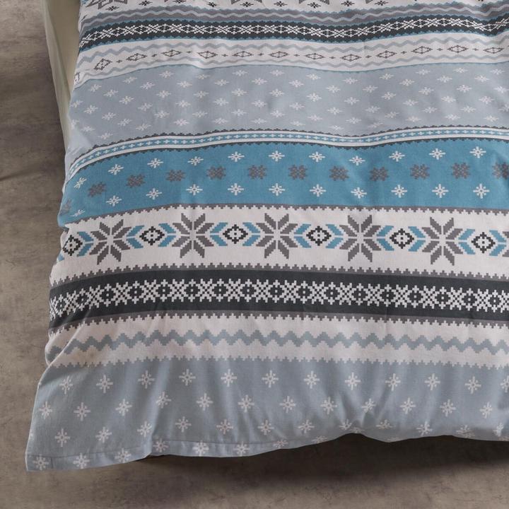 Produktbild Traumschlaf Schneeflocken (Bettwäsche Set, 135x200 cm + 80x80 cm)