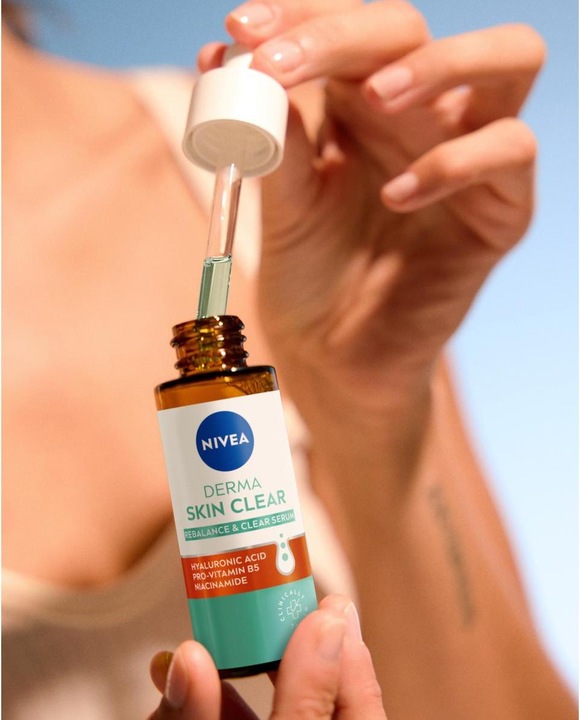 Produktbild NIVEA Derma Skin Clear (30 ml)