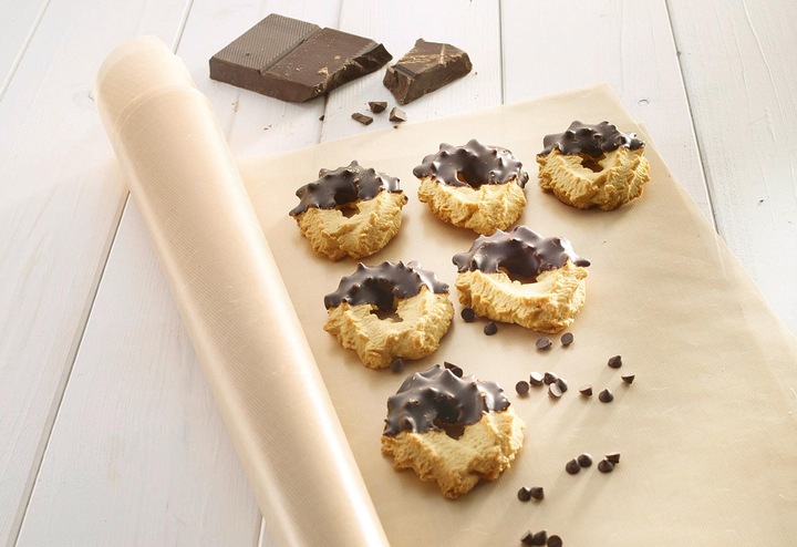 Actual product image Westmark 2 permanent baking foils (50 x 40 cm)