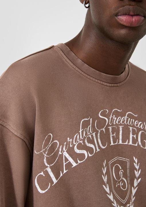 Produktbild s.Oliver Sweatshirt Rundhals Sweatshirt mit Wascheffekt und Frontdruck (M)