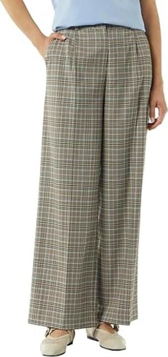 Actual product image Comma Identity 2155708 (40)